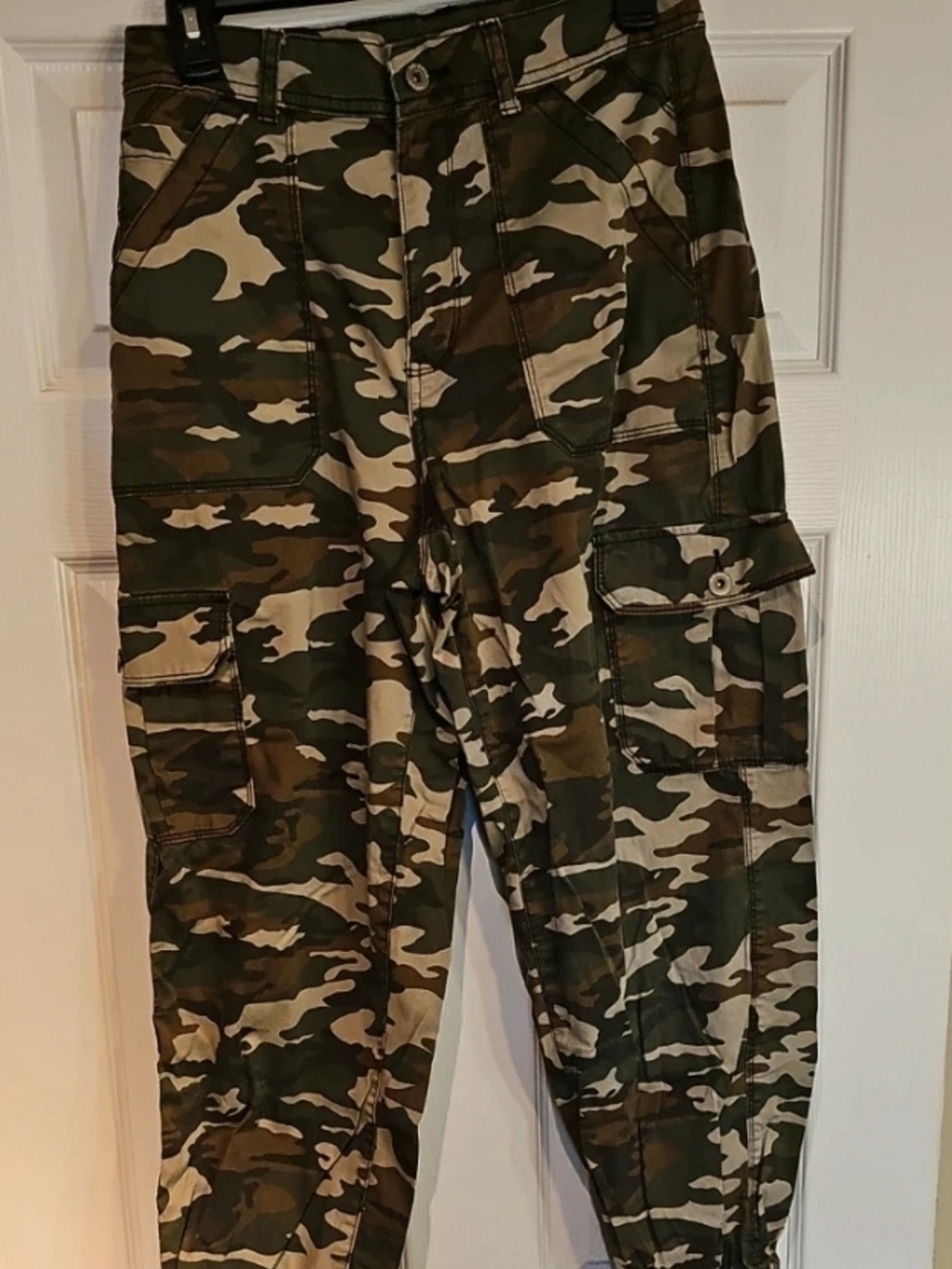 Arizona Ladies Camouflage Cargo Pants - Size 11